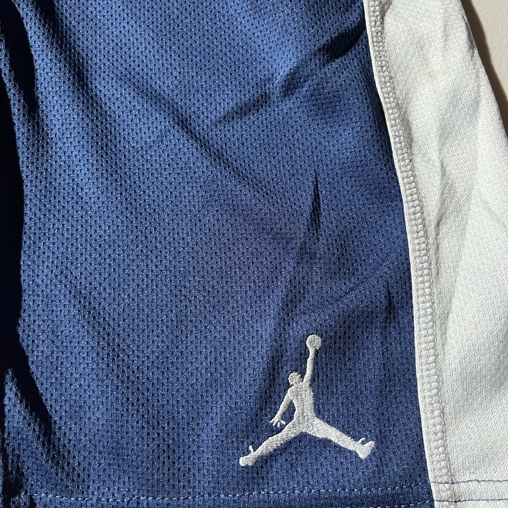 AIR JORDAN DRI-FIT ATHLETIC SHORTS YOUTH M 10-12 NAVY/GRAY STREETWEAR BASKETALL - Picture 4 of 8
